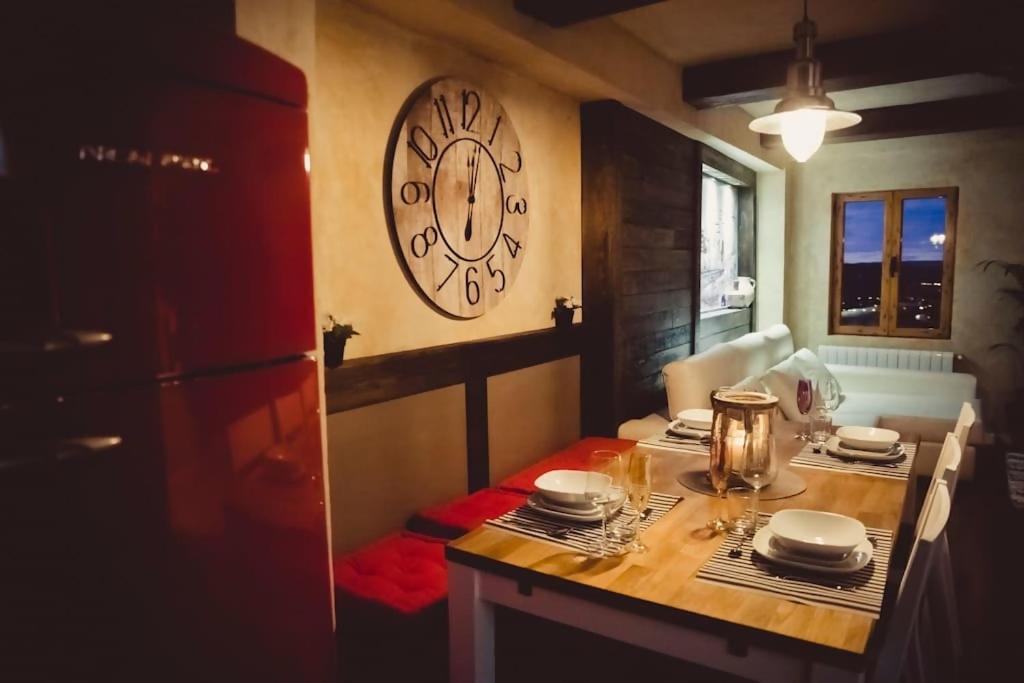 Luxury Danna Plaza Mayor Cuenca  Exterior photo